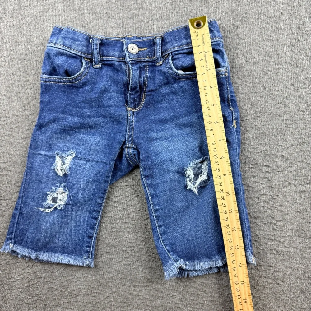Children's Place Skimmer Pant Court Distressed Denim Shorts Kids‎ 6X/7 Blue